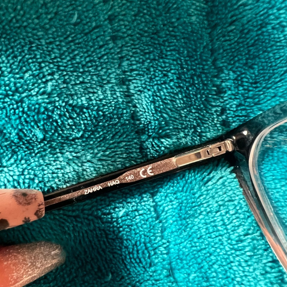 Kate Spade Cat Eye Glasses ♠️ - Picture 4 of 7